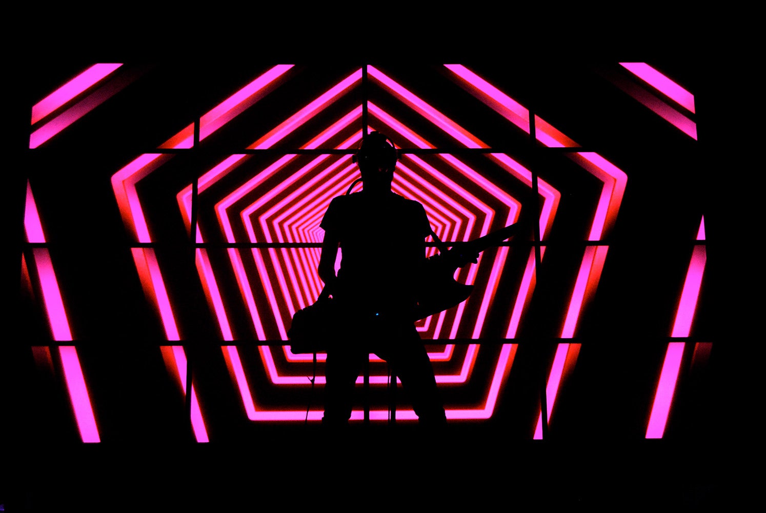 La casa azul nos llena de energía esta tarde con su música La casa azul nos llena de energía esta tarde con su música