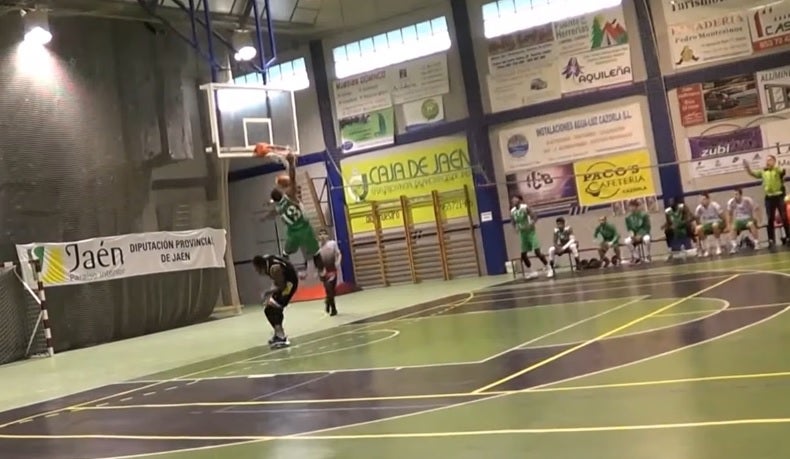 ¿El mejor mate del año? LeShaun Murphy fascina a todos con su mate 360º en la liga EBA ¿El mejor mate del año? LeShaun Murphy fascina a todos con su mate 360º en la liga EBA