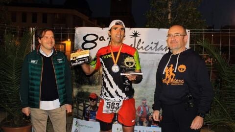 ULTRAMARAT&Oacute;N
