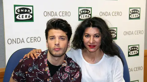 Blas Cantó, ganador de 'Tu Cara Me Suena' y Raquel González, directora de caracterización Blas Cantó, ganador de 'Tu Cara Me Suena' y Raquel González, directora de caracterización