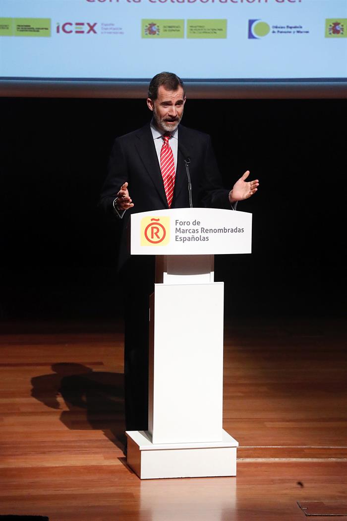 Felipe VI celebra sus 1.000 días de reinado asegurando que continuará al servicio de los españoles "aprendiendo con humildad" Felipe VI celebra sus 1.000 días de reinado asegurando que continuará al servicio de los españoles "aprendiendo con humildad"