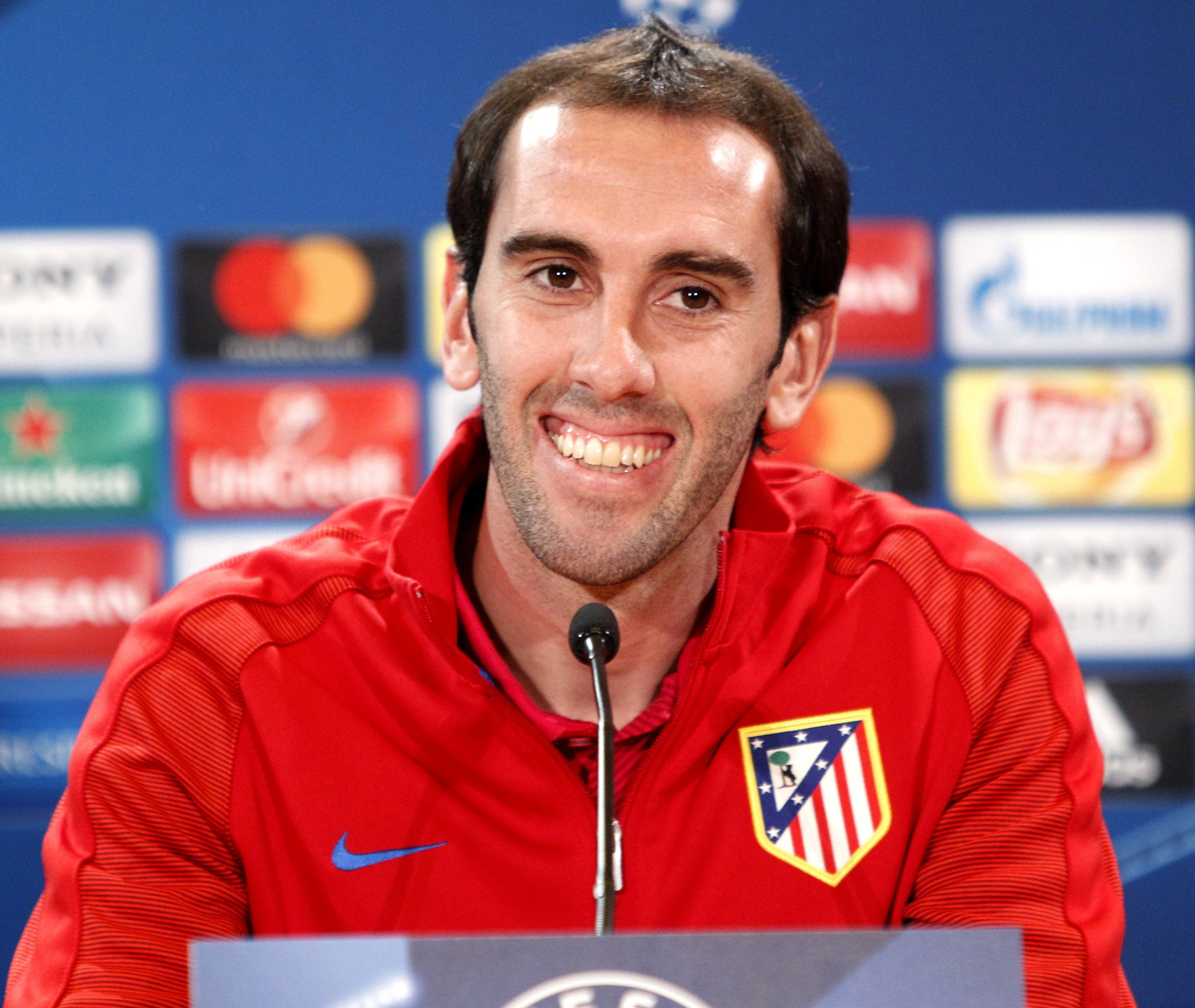 Diego Godín: "Queremos llevar un trofeo a Madrid la próxima temporada" Diego Godín: "Queremos llevar un trofeo a Madrid la próxima temporada"