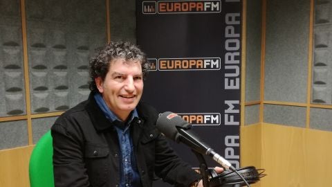 Le&ntilde;a al Mono
