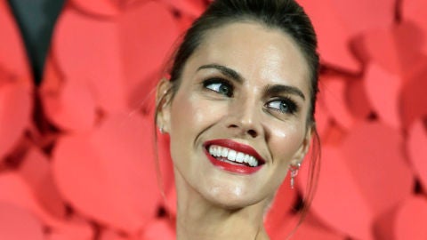 Amaia Salamanca, nueva embajadora de Revlon