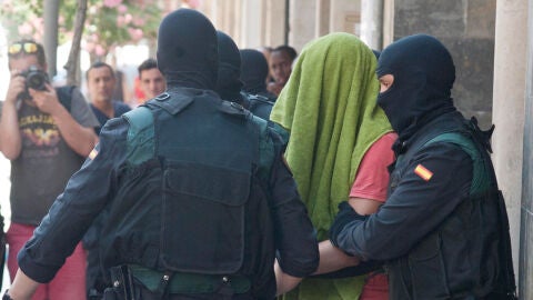 operaci&oacute;n antiyihadista con varios detenidos por colaboraci&oacute;n con el D&aacute;esh en la localidad de Arb&uacute;cies, Girona 