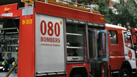 Cami&oacute;n de bomberos de la Generalitat