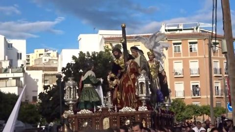 Frame 5.857296 de: Se buscan costaleros para esta Semana Santa en M&aacute;laga