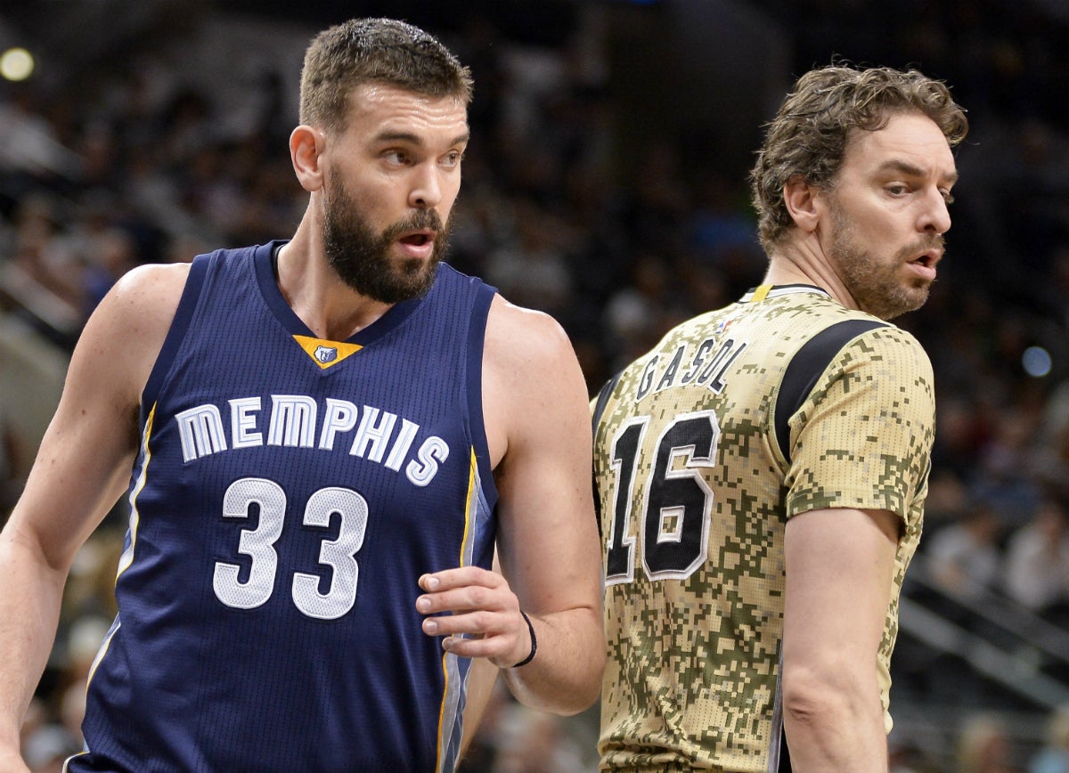 Los Spurs de Pau Gasol vencen a los Grizzlies de Marc en una nueva derrota de los Knicks de Hernangómez Los Spurs de Pau Gasol vencen a los Grizzlies de Marc en una nueva derrota de los Knicks de Hernangómez