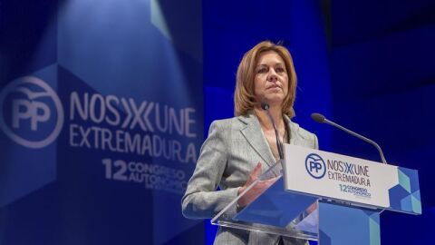 Cospedal avisa que el independentismo morir&aacute; en el rompeolas de la ley