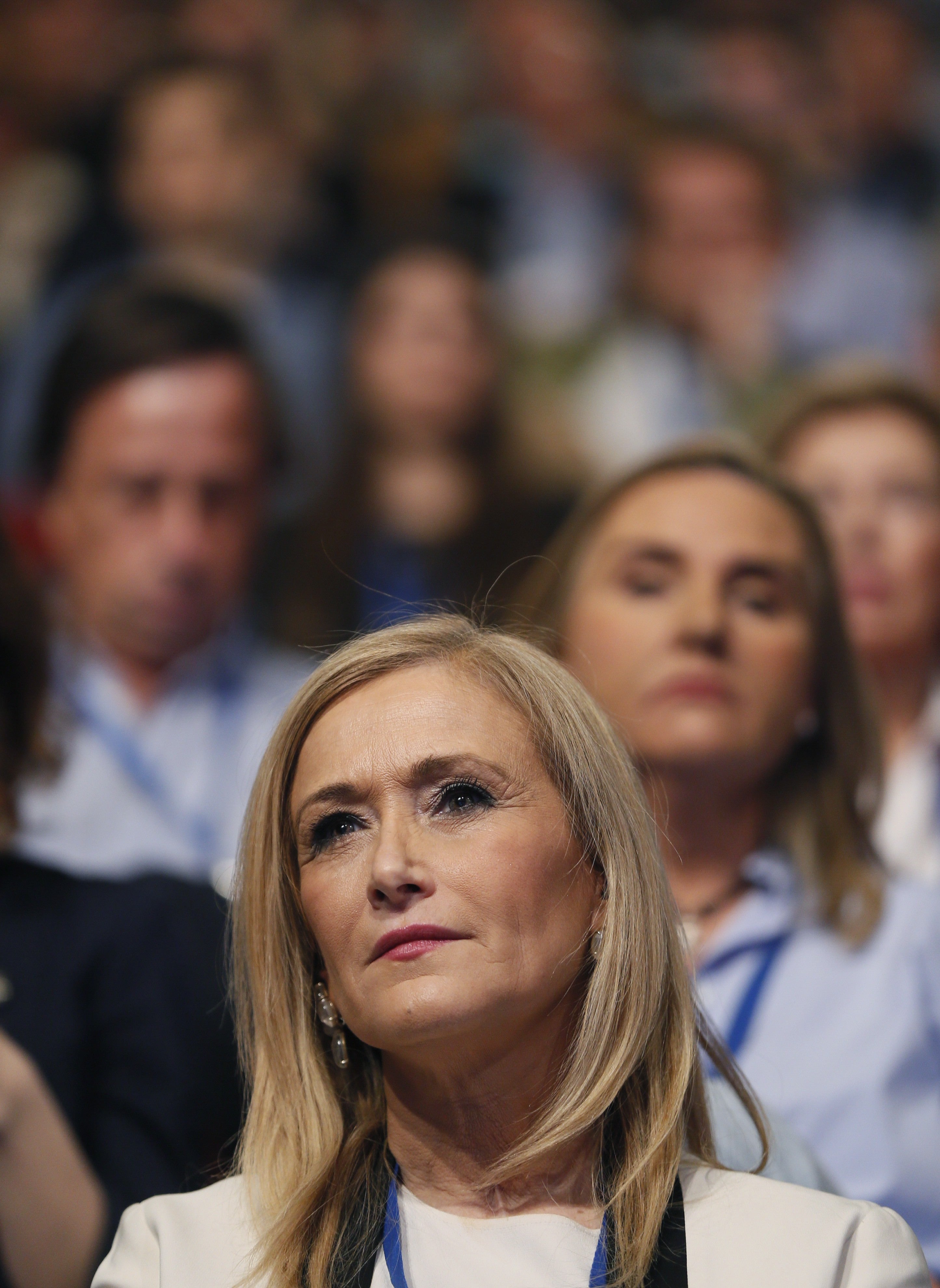 El juez cita a declarar a Cifuentes como testigo sobre la supuesta corrupción en el Canal de Isabel II El juez cita a declarar a Cifuentes como testigo sobre la supuesta corrupción en el Canal de Isabel II