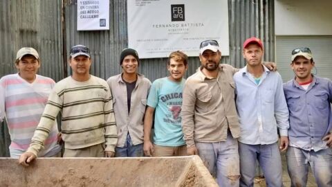 Un grupo de obreros se rebelan contra el machismo en su profesi&oacute;n: "En esta obra estamos en contra del acoso"