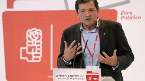 El presidente de la gestora del PSOE, Javier Fern&aacute;ndez