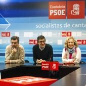 Patxi López durante la reunión con la Ejecutiva del Partido Socialista de Cantabria