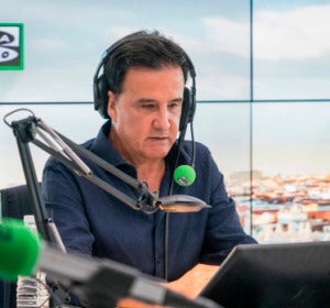 José Ramón de la Morena en el estudio de Onda Cero José Ramón de la Morena en el estudio de Onda Cero