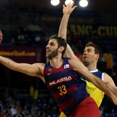 Perperoglou, con la bola Perperoglou, con la bola