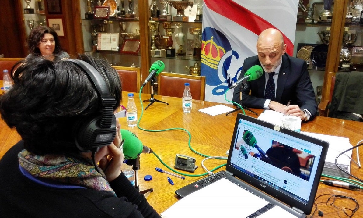 Gijón en la Onda 27/03/2017 con Ana Fierro Gijón en la Onda 27/03/2017 con Ana Fierro
