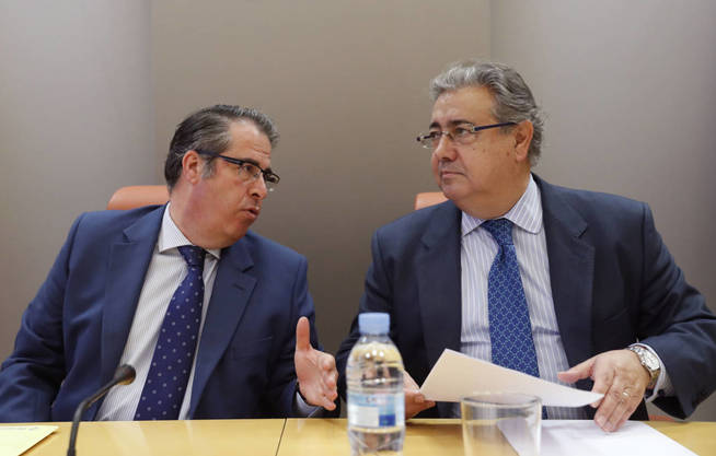 La oposición exige a Zoido respuestas por la vivienda del director de la DGT La oposición exige a Zoido respuestas por la vivienda del director de la DGT