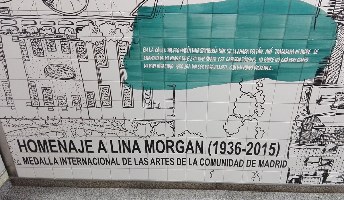 Un mural en homenaje a Lina Morgan decora el Metro La Latina Un mural en homenaje a Lina Morgan decora el Metro La Latina