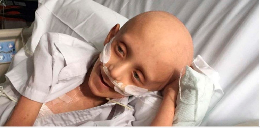 Muere Filip, el niño de siete años que soñaba con ser enterrado junto a su madre Muere Filip, el niño de siete años que soñaba con ser enterrado junto a su madre