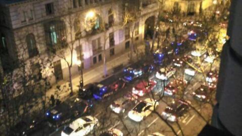 Varios agentes de la Polic&iacute;a acuden a desalojar un edificio ocupado por Hogar Social