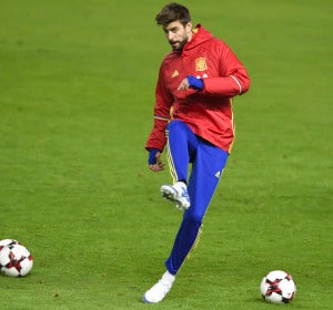 Gerard Piqué, en un entrenamiento de la selección española Gerard Piqué, en un entrenamiento de la selección española