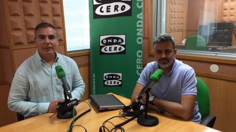 Agust&iacute;n D&eacute;niz y Rober Mart&iacute;, presentadores de Motor En La Onda Canarias
