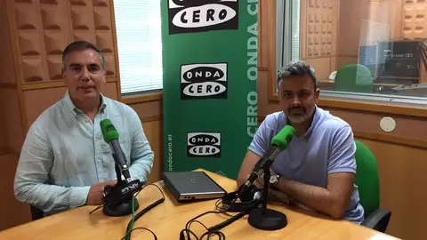Agustín Déniz y Rober Martí, presentadores de Motor En La Onda Canarias Agustín Déniz y Rober Martí, presentadores de Motor En La Onda Canarias