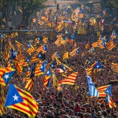 Independentistas catalanes durante una manifestación en Barcelona