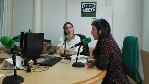 Entrevista a Teresa Macia Entrevista en Elche en la Onda