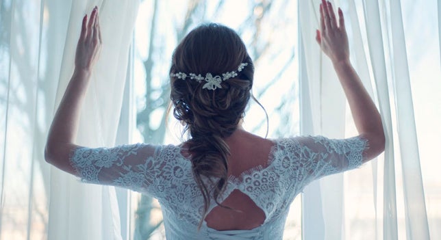 Los peinados y maquillajes de moda para el día de tu boda Los peinados y maquillajes de moda para el día de tu boda