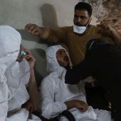 Dos de los afectados por el ataque químico en Siria