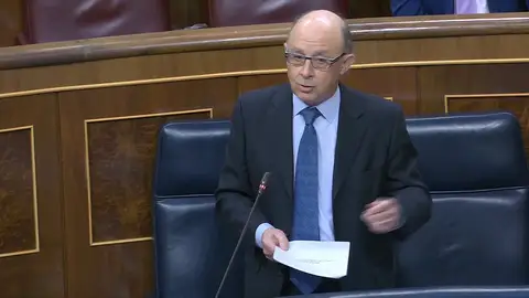 Frame 2.47619 de: Montoro: los presupuestos de 2017 contienen el mayor gasto social de la historia Frame 2.47619 de: Montoro: los presupuestos de 2017 contienen el mayor gasto social de la historia