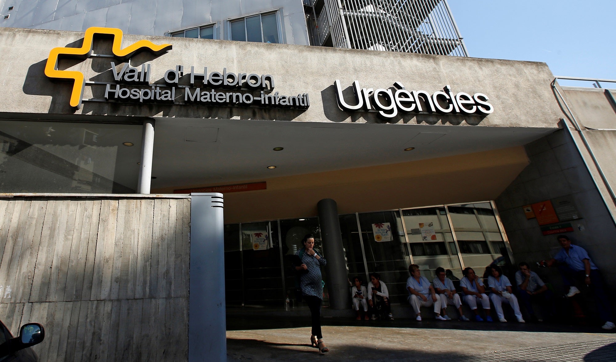 Un juez investiga si las diez muertes en un hospital de Barcelona están vinculadas con los recortes Un juez investiga si las diez muertes en un hospital de Barcelona están vinculadas con los recortes
