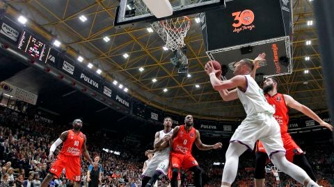 El Unicaja de M&aacute;laga conquista su primera Eurocopa 