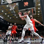 El Unicaja de Málaga conquista su primera Eurocopa El Unicaja de Málaga conquista su primera Eurocopa