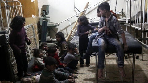 Ni&ntilde;os afectados por el supuesto ataque qu&iacute;mico en Siria