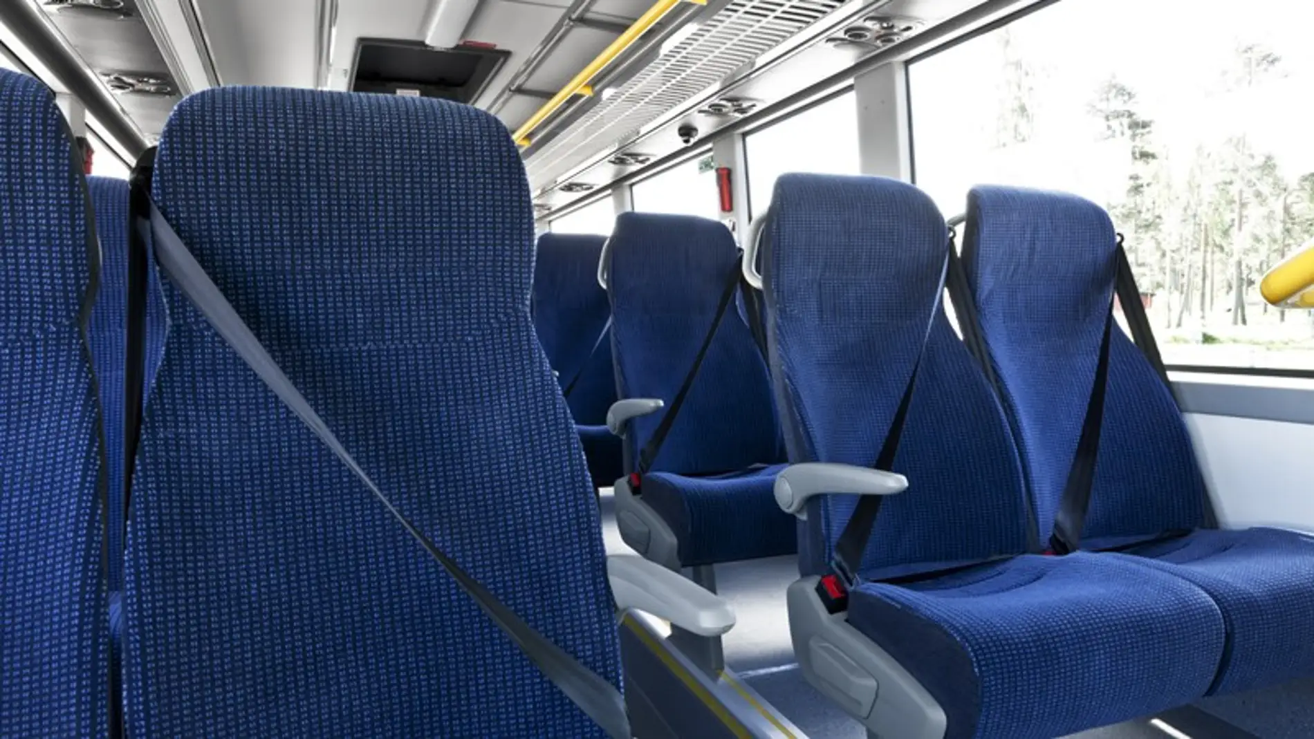 Cinturones de seguridad en un autocar