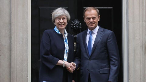 Theresa May y Donald Tusk