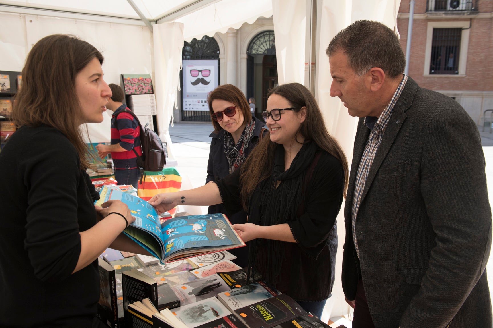 Castellón se sitúa en el epicentro nacional de la literatura independiente Castellón se sitúa en el epicentro nacional de la literatura independiente