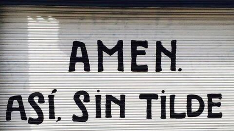 Versos que abandonan el papel para plasmarse en las calles