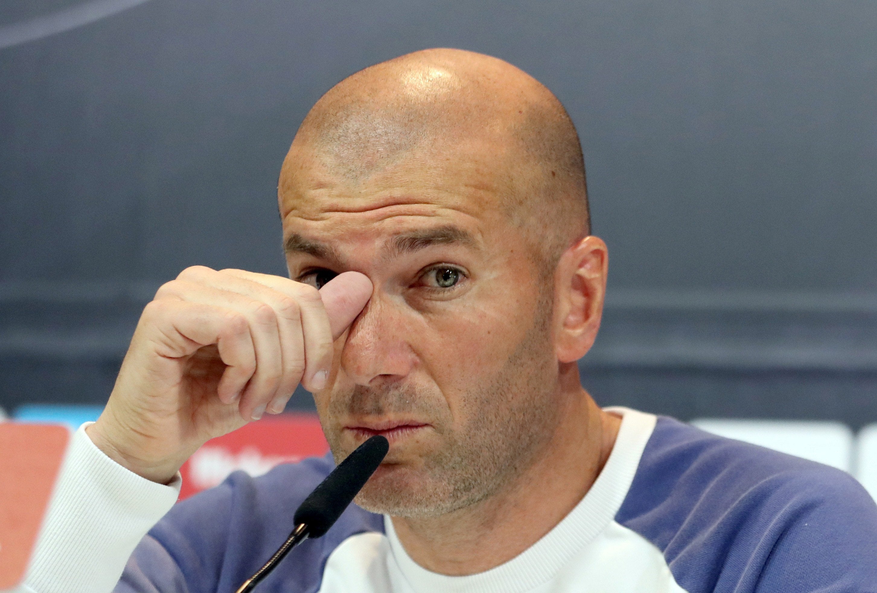 Zidane: "Ahora el Barcelona va a ganar la Liga y nosotros no valemos nada" Zidane: "Ahora el Barcelona va a ganar la Liga y nosotros no valemos nada"