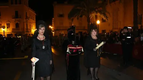 Uno de los reos liberados por el Cristo del Perdón de Elche, momentos acto lograr la libertad (imagen de archivo). Cristo del Perdón Elche