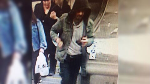 Imagen del sospechoso del ataque en Estocolmo difundida por la Polic&iacute;a sueca