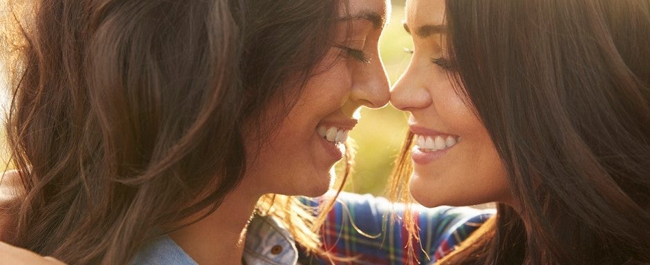 Mar Mujer: Ser lesbiana en el mundo Mar Mujer: Ser lesbiana en el mundo