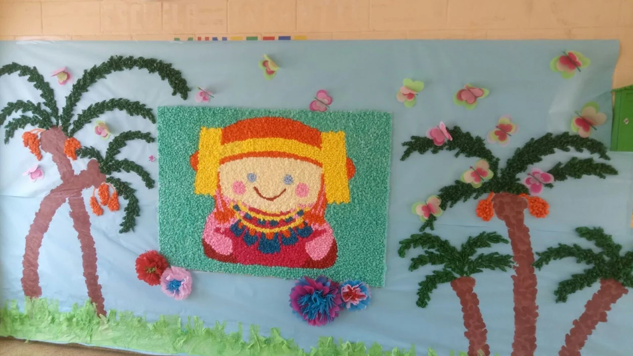El mural confeccionado en la Escuela Infantil Municipal Els Xiquets de Elche. Dama de Elche