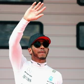 Hamilton saluda Hamilton saluda