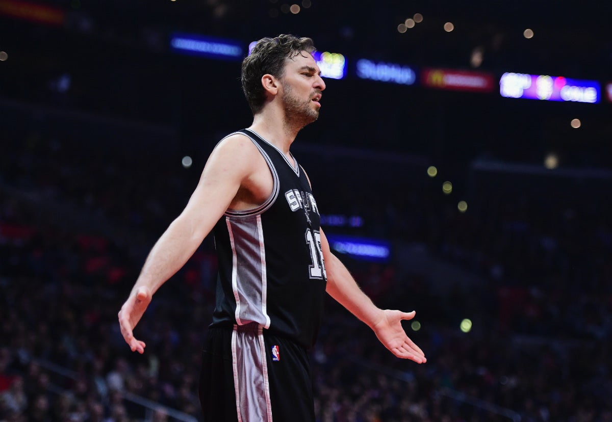 Pau Gasol y Nikola Mirotic caen con los Spurs y los Bulls en una mala jornada para los españoles en la NBA Pau Gasol y Nikola Mirotic caen con los Spurs y los Bulls en una mala jornada para los españoles en la NBA