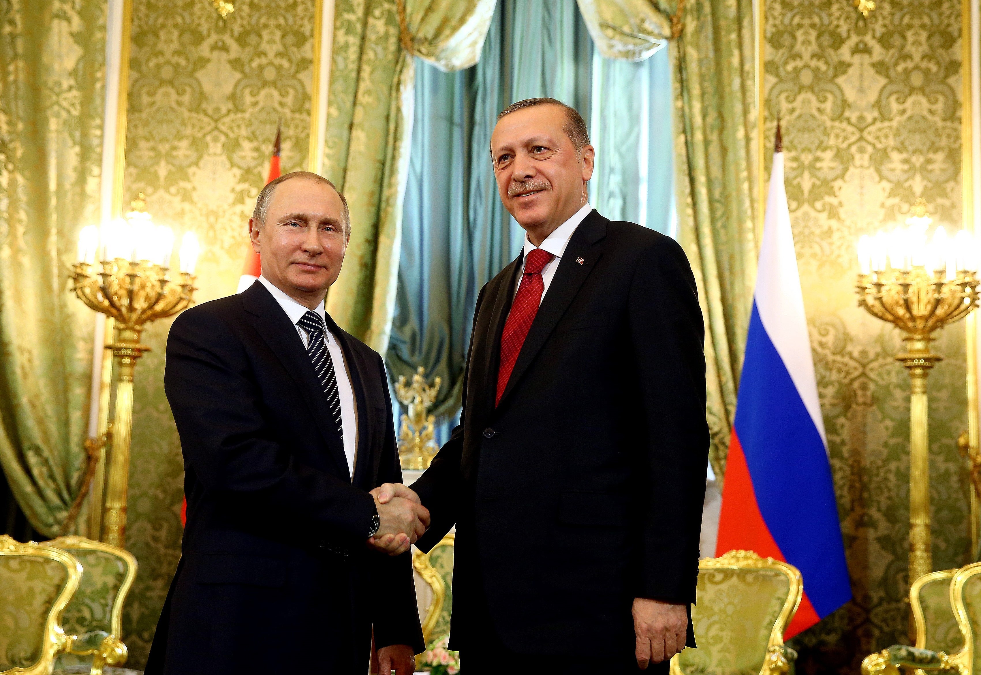 Putin felicita a Erdogan y resalta la buena marcha de las relaciones bilaterales Putin felicita a Erdogan y resalta la buena marcha de las relaciones bilaterales