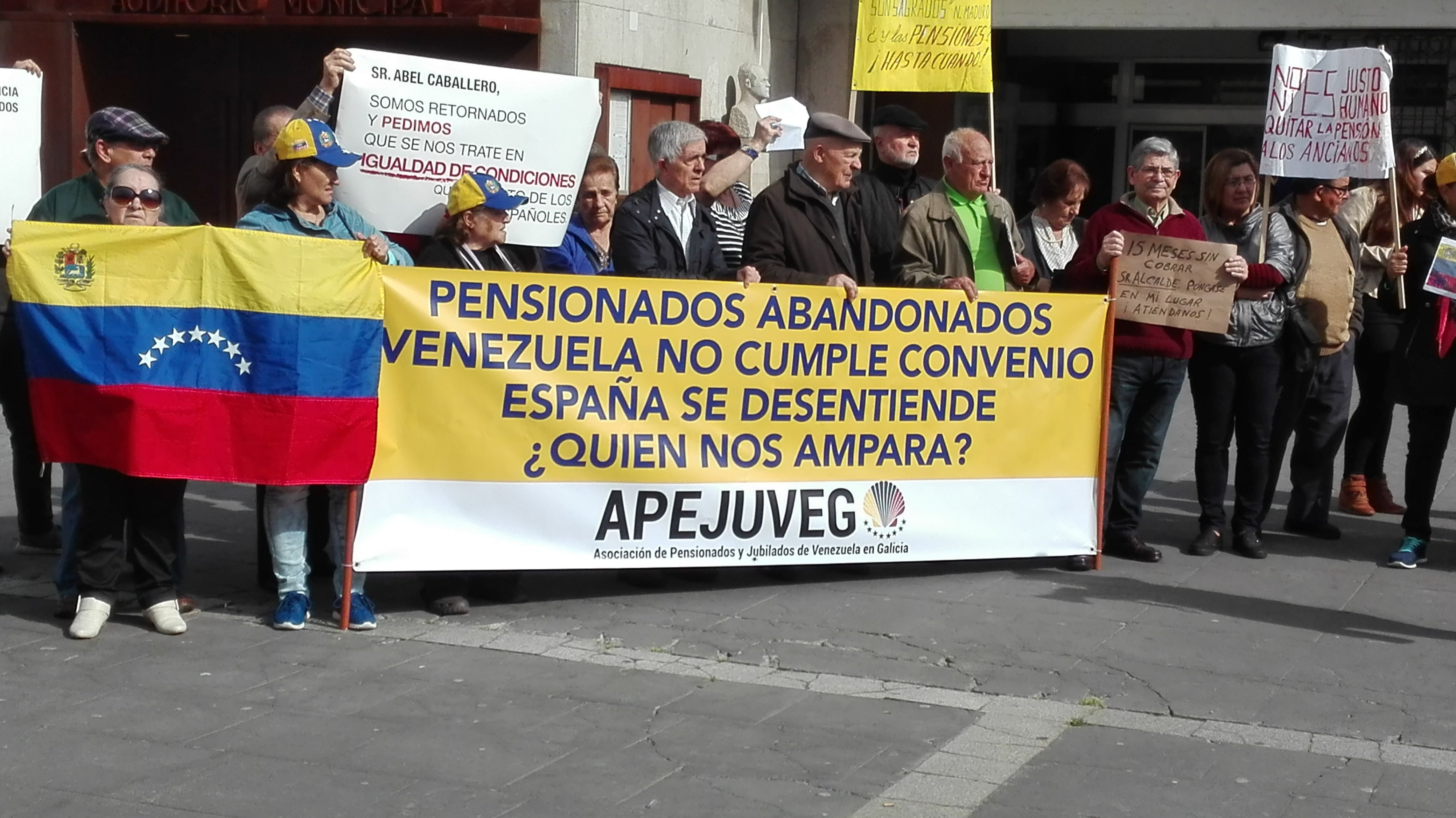 Noticias Mediodía Vigo 19/04/2017 Noticias Mediodía Vigo 19/04/2017