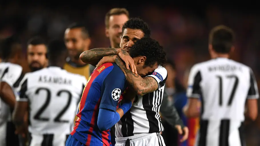 Neymar llorando tras la eliminación del Barcelona en Champions Neymar llorando tras la eliminación del Barcelona en Champions